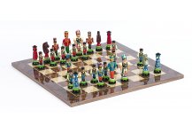 (image for) Huszar Chessmen from Hungary with Columbus Ave. Board from Spain