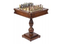 (image for) Hand Painted Crusade Chessmen & Verona Table From Italy